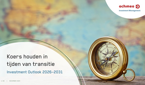 Wereldkaart met een kompas